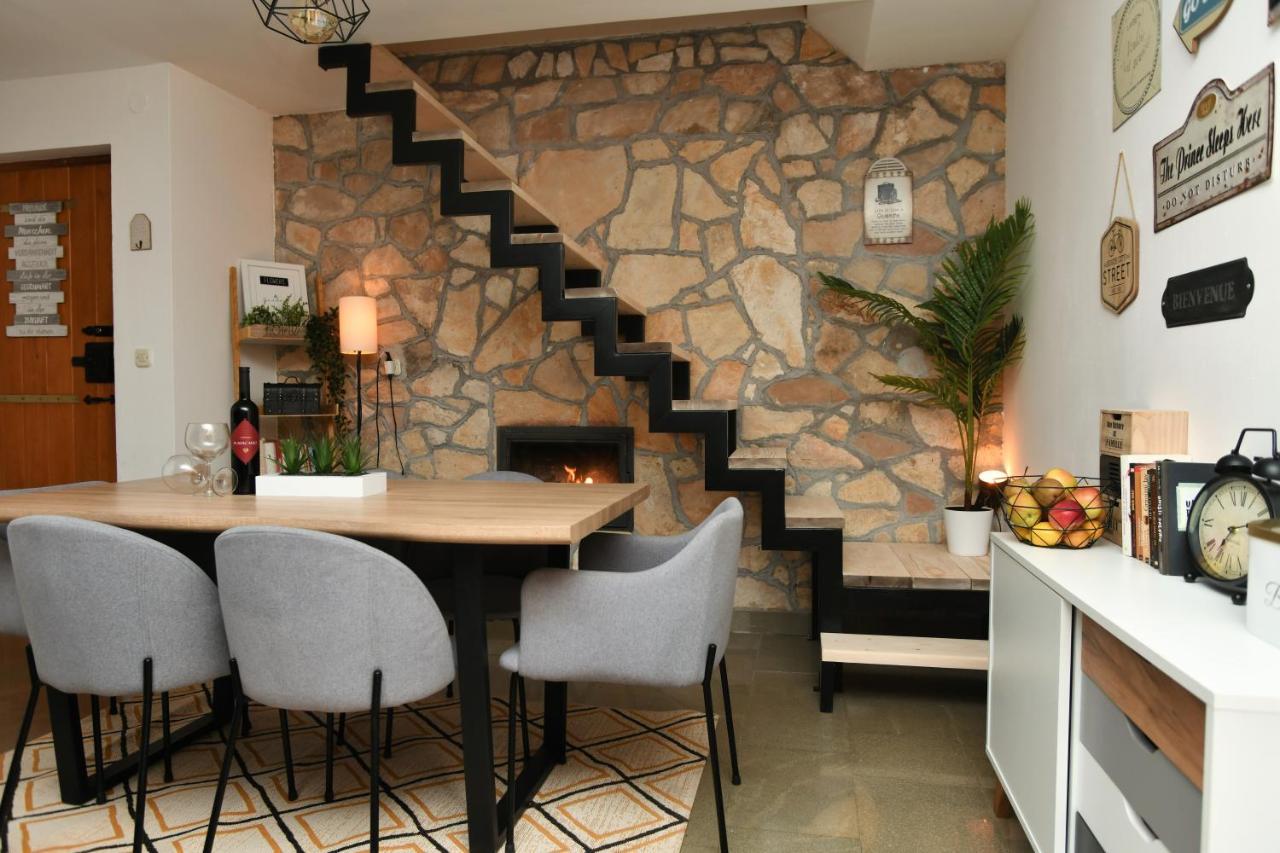 Škrip Robinson Crusoe Style House "Maslina"ヴィラ エクステリア 写真